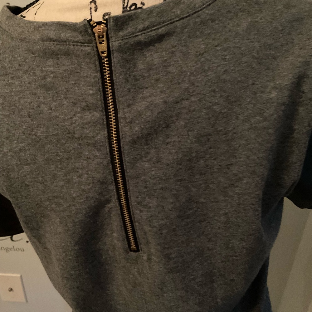 Top - Picture 3 of 5